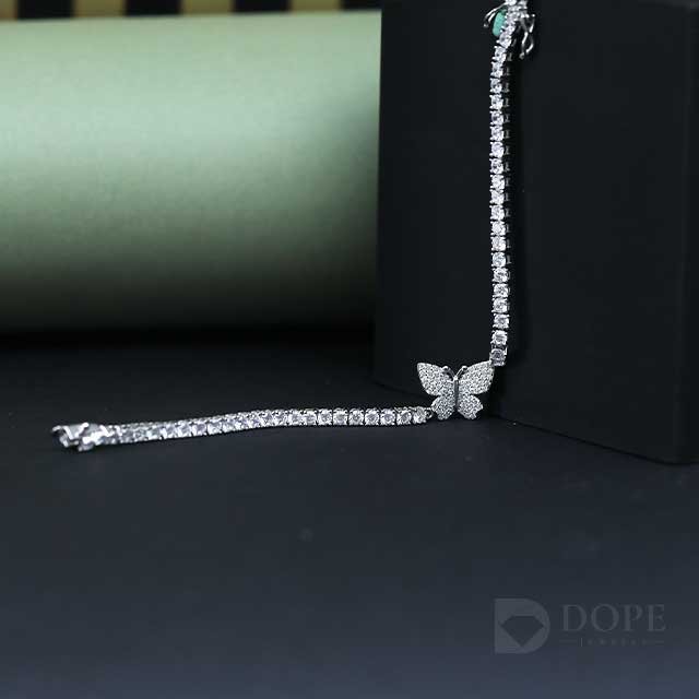 Women's Butterfly Shape Round Cut Diamond Bracelet