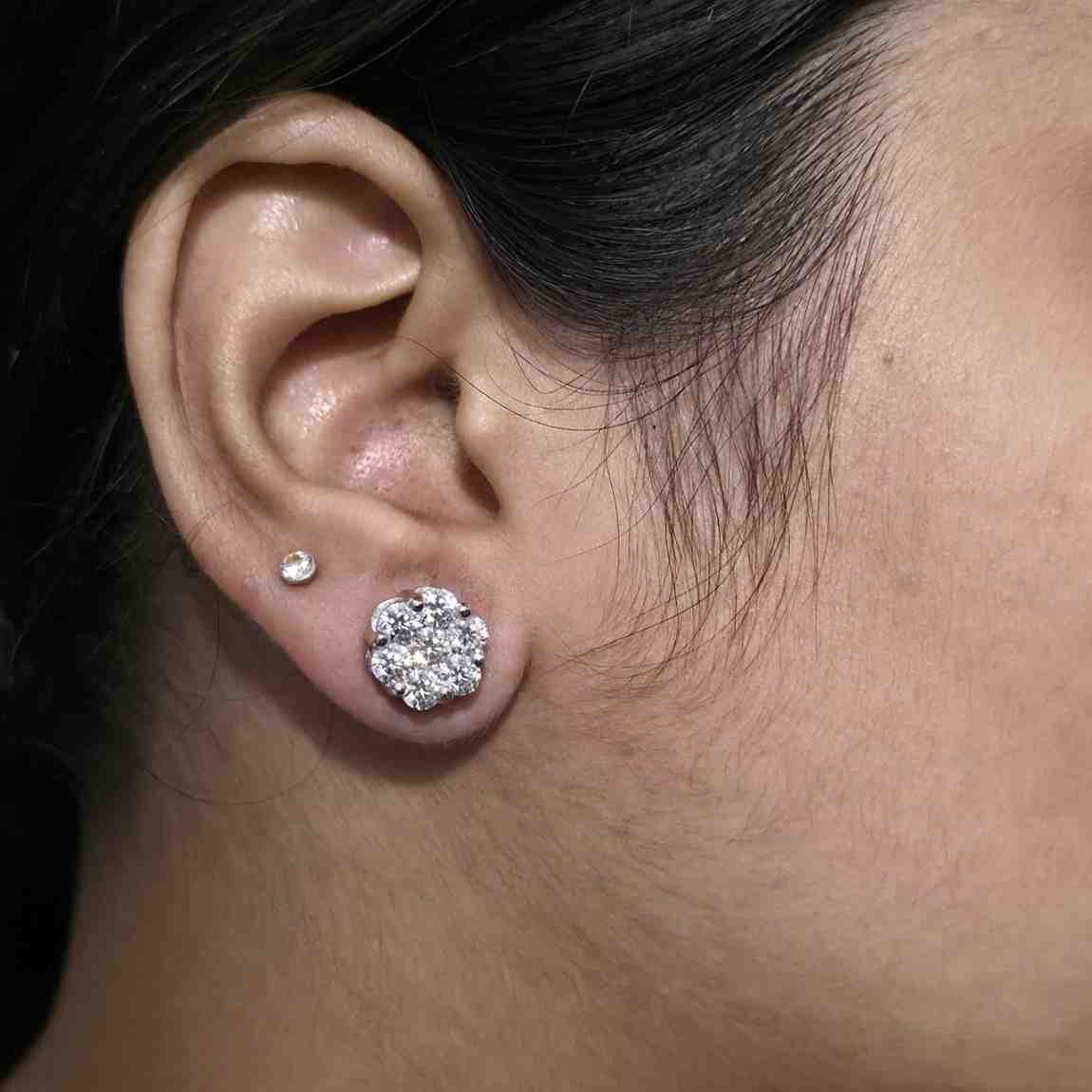 Elegant Round Cut Flower Shape Diamond Stud Earring Alternate View