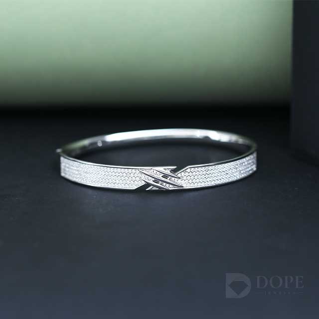 Men's Round Cut Stiff Diamond Bracelet Alternate View