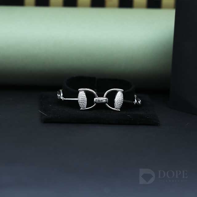 Elegant Pave Link Round Cut Diamond Bracelet Alternate View