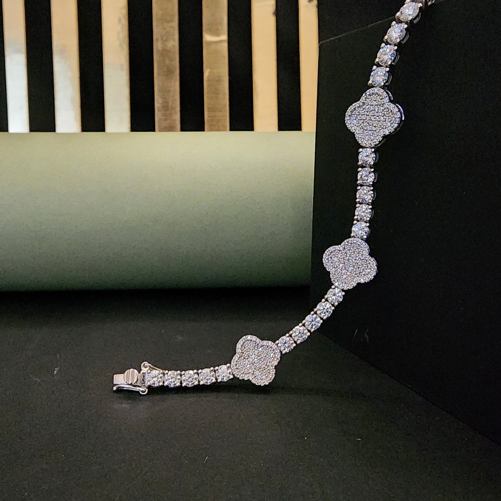 Fashionable Women's Engagement Diamond Bracelet