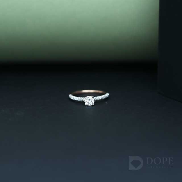 Unique Designer Round Wedding Diamond Ring Alternate View
