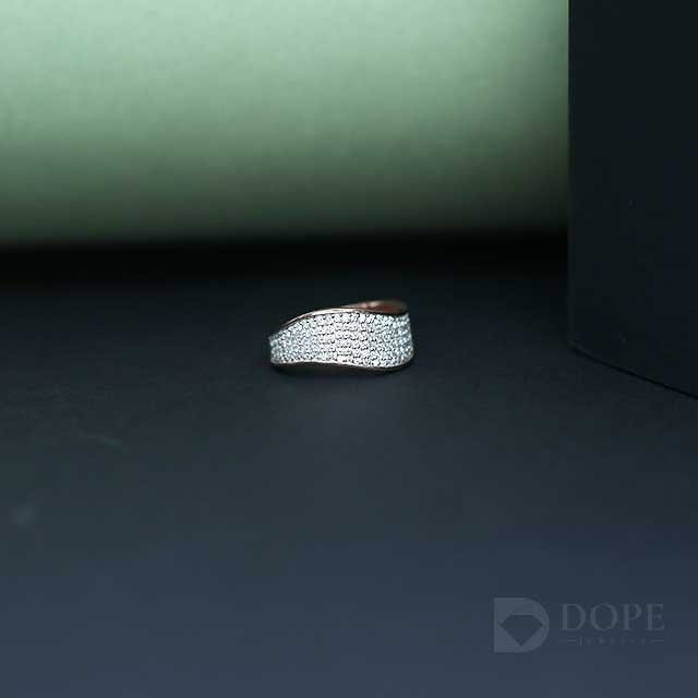 Men's Luxury Pave Round Diamond Wedding Band Alternate View