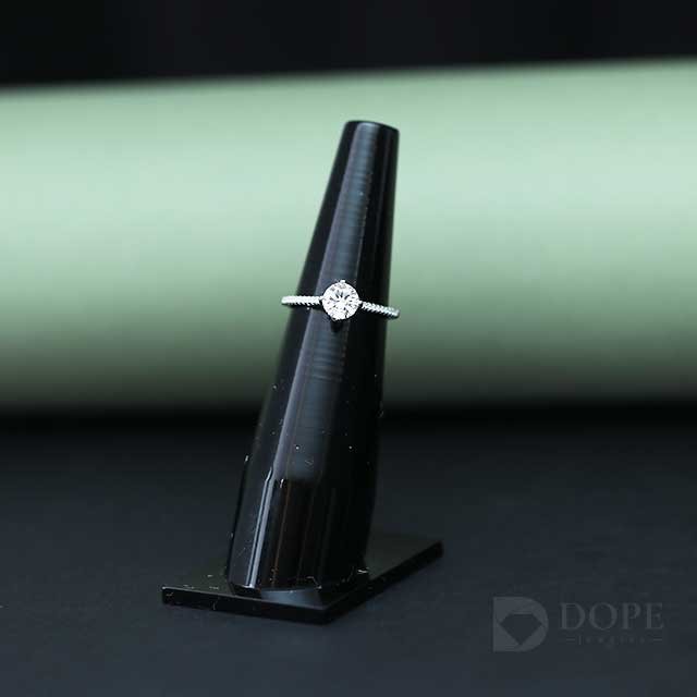 Designer Round Engagement Diamond Ring