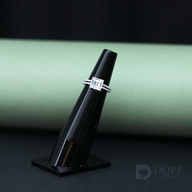 Elegant Baguette And Round Cut Diamond Ring