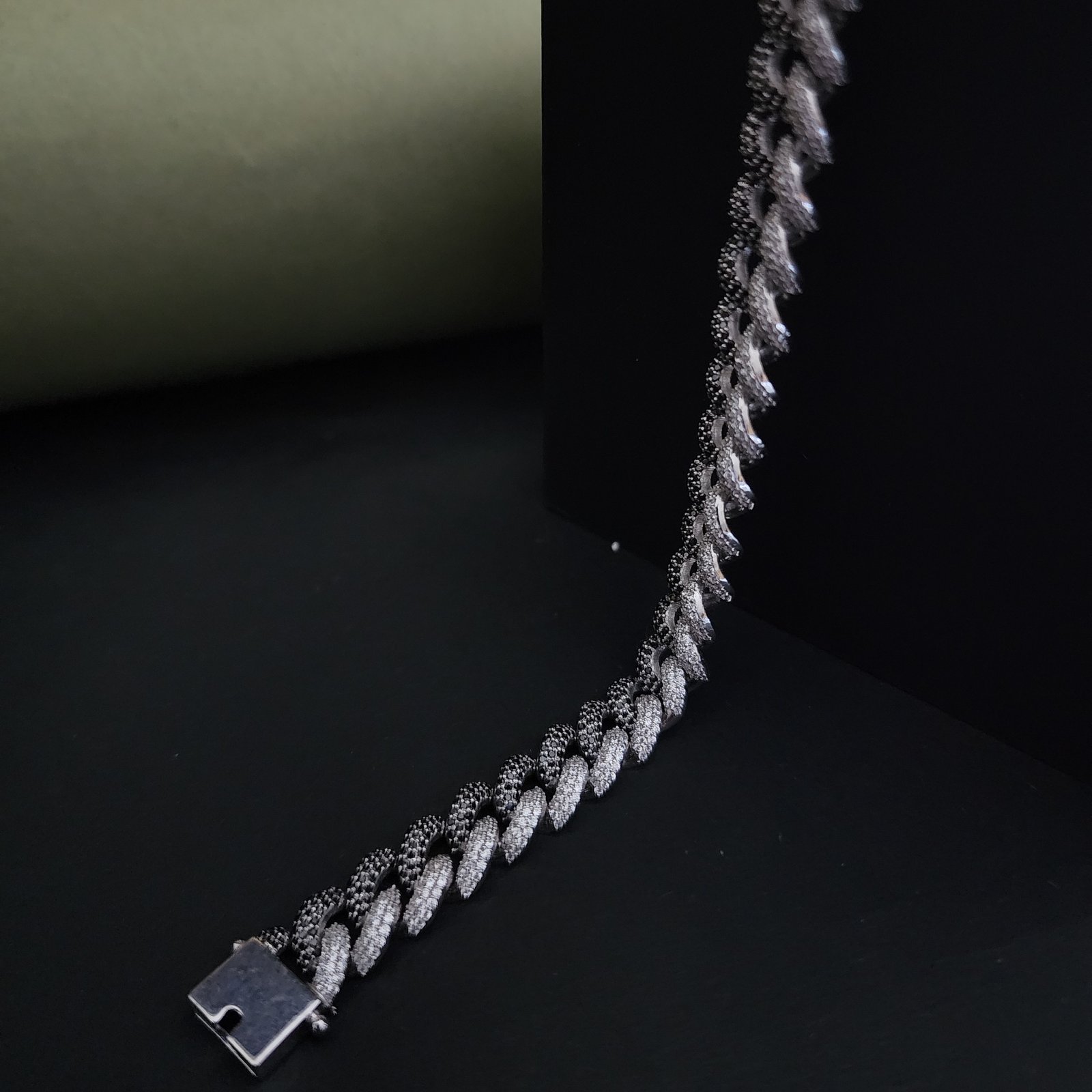 Luxury Men's Round Cut Cuban Diamond Bracelet